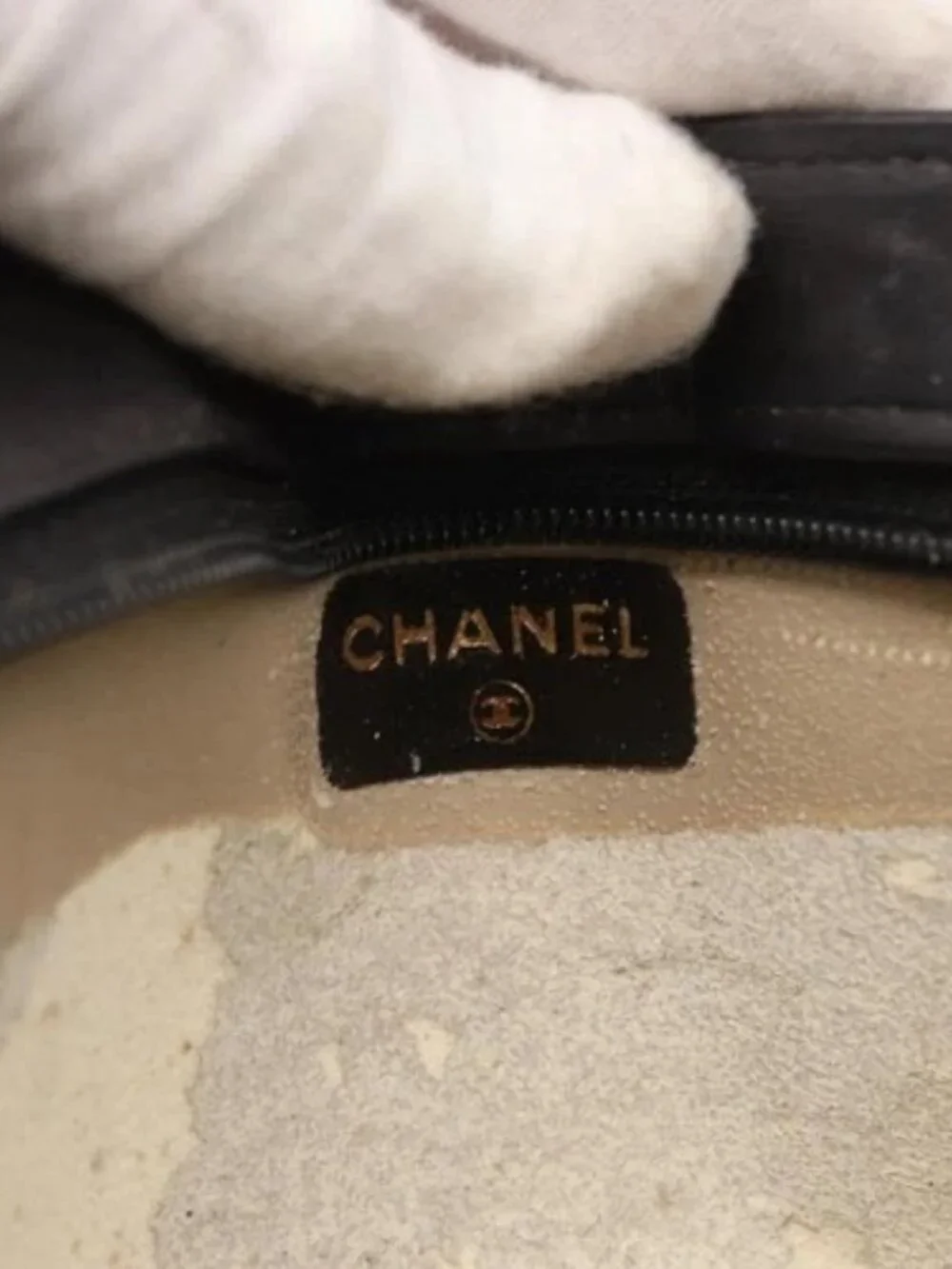 CHANEL Pouch Lamb Skin Black Gold CC Auth fm5050
